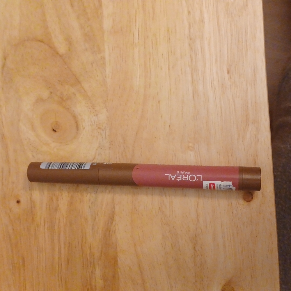 L'Oreal Matte Lip Crayon #500 Caramel Blonde Brand New Factory Sealed